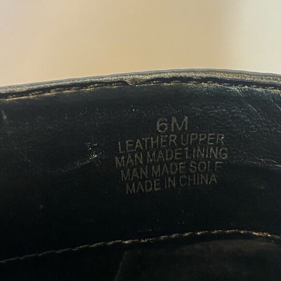 ALEX MARIE - LEATHER Ankle Boots Black w/ Shiny gunmetal hardware. Size 6M - Picture 7 of 12